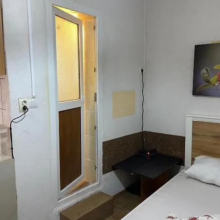 9 Mai Central Studio Apartment Sibiu